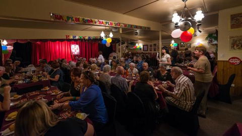 Footlights Theatre Restaurant - Holiday Adelaide 0