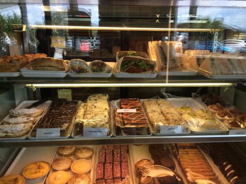 Cafe House - Holiday Adelaide 4