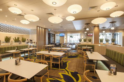 Brothers Leagues Club - Holiday Adelaide 3
