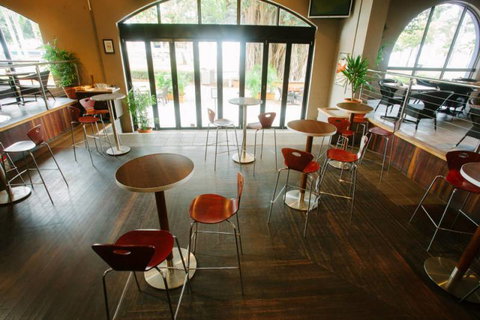 Seaview Hotel - Holiday Adelaide 2