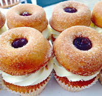 Heaven Leigh Cupcakes - Holiday Adelaide
