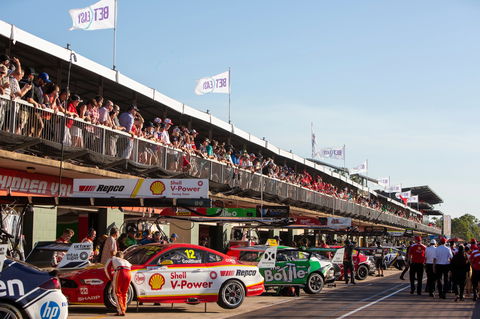 BetEasy Darwin Triple Crown Supercars - Holiday Adelaide 1