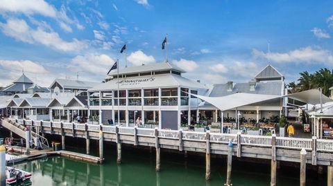 Hemingway's Brewery Port Douglas - Holiday Adelaide 1