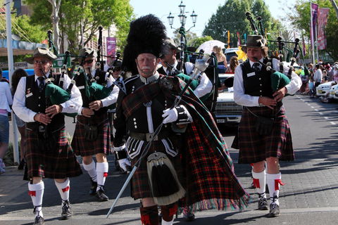 Regional Australia Bank Inverell Sapphire City Festival - Holiday Adelaide 0