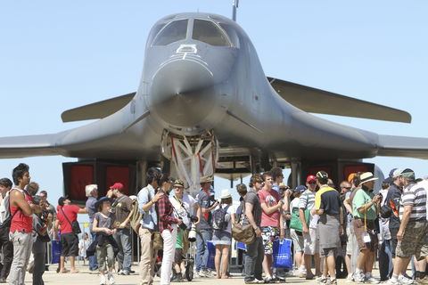 Australian International Airshow - Holiday Adelaide 0