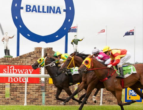 Ballina Boxing Day Races - Holiday Adelaide 0