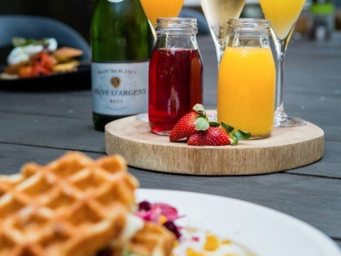 Bottomless Brunch - Holiday Adelaide 1