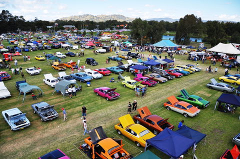 Chryslers On The Murray - Holiday Adelaide 0