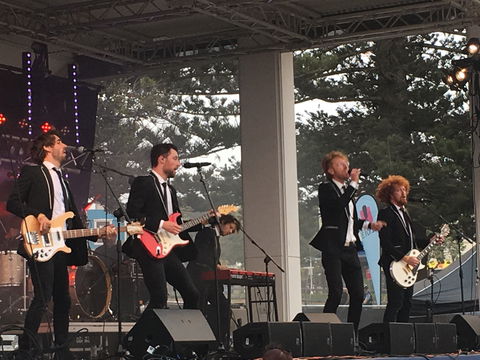 New Years Eve At The Entrance - Holiday Adelaide 1