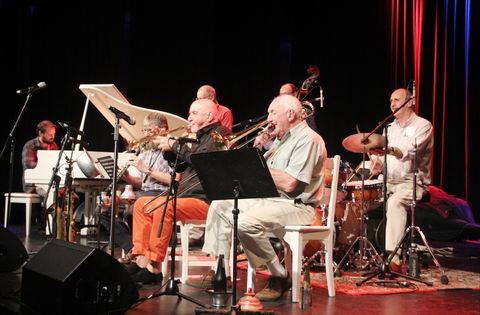 Noosa Jazz Party - Holiday Adelaide 0