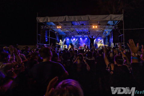 VDM Fest - Rock Edge Country Music Festival - Holiday Adelaide 1