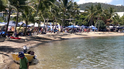 Lions Airlie Beach Community Markets - Holiday Adelaide 0