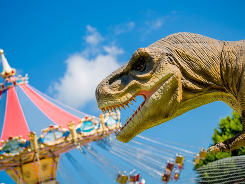 Mega Creatures At Hunter Valley Gardens - Postponed - Holiday Adelaide 0