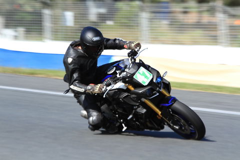 QR Moto Ride Days At Queensland Raceways! - Holiday Adelaide 2