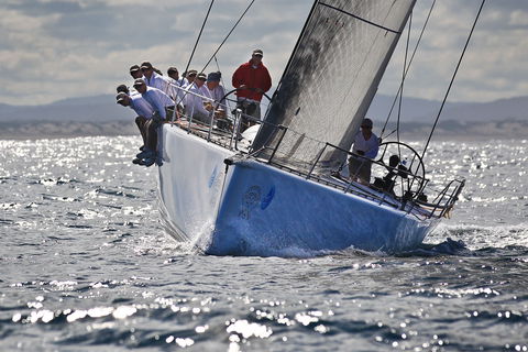 Sail Port Stephens - Holiday Adelaide 0