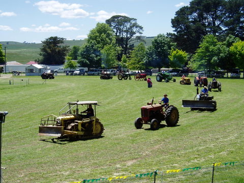Southern Tablelands Vintage Farm Field Days - Holiday Adelaide 2