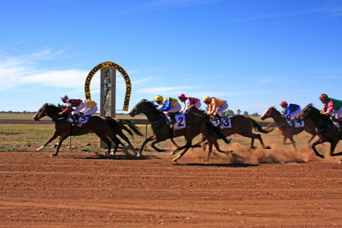 St George Cup Race - Holiday Adelaide 0