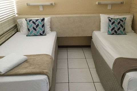 Ambassador Motel - Holiday Adelaide 4