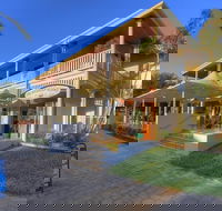 Sovereign Resort Hotel - Holiday Adelaide