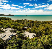 Sanctuary Palm Cove - Holiday Adelaide
