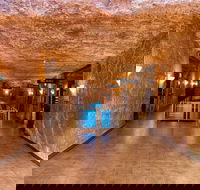 Desert Cave Hotel - Holiday Adelaide