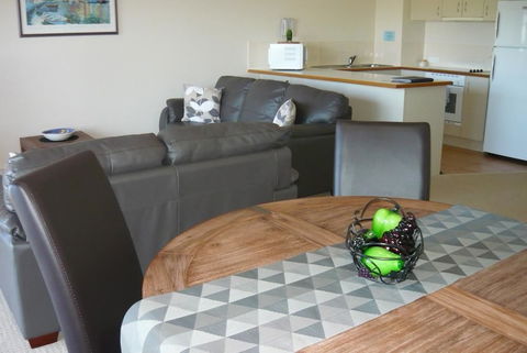 Sails Resort On Golden Beach - Holiday Adelaide 4