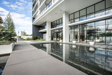 Ultra Broadbeach - Holiday Adelaide 0