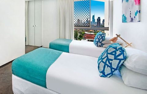 ULTIQA Beach Haven At Broadbeach - Holiday Adelaide 4