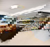 ULTIQA Beach Haven At Broadbeach - Holiday Adelaide
