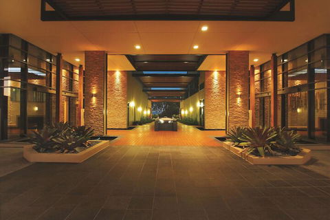 Oaks Redcliffe Mon Komo Suites - Holiday Adelaide 3
