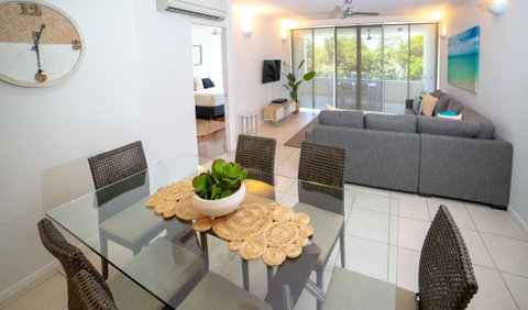 Waters Edge Apartments Cairns - Holiday Adelaide 1