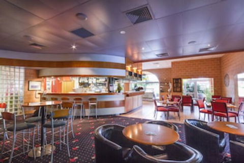 Windmill Motel And Events Centre - Holiday Adelaide 0