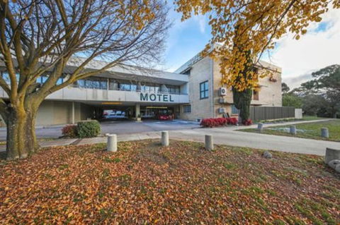 Belconnen Way Hotel Motel And Serviced Apartments - Holiday Adelaide 0
