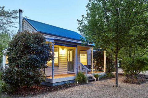Alpine Valley Cottages - Holiday Adelaide 0