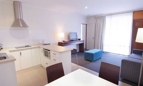 The Standpipe Golf Motor Inn - Holiday Adelaide 5