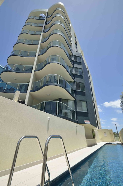 Malibu Mooloolaba - Holiday Adelaide 4