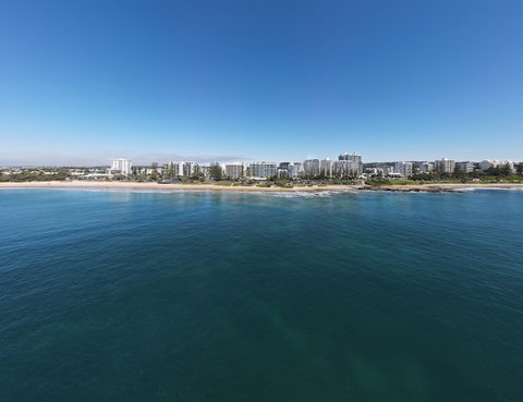 Malibu Mooloolaba - Holiday Adelaide 0