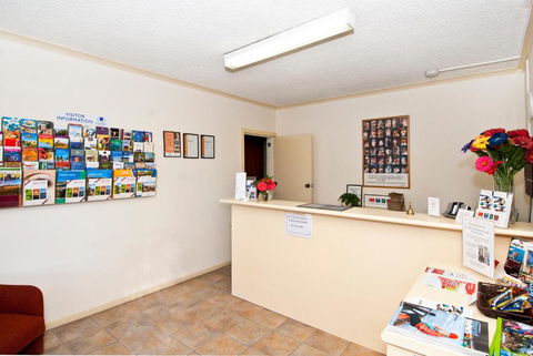 Econo Lodge Hacienda Motel Geelong - Holiday Adelaide 3