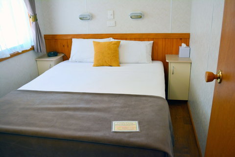 Nitmiluk Chalets - Holiday Adelaide 3