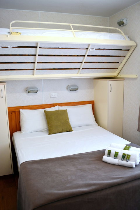 Nitmiluk Chalets - Holiday Adelaide 2