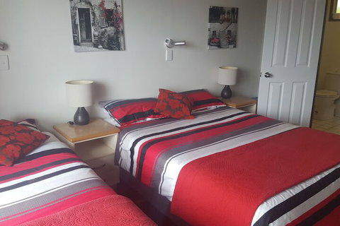 Coral Point Lodge - Holiday Adelaide 6