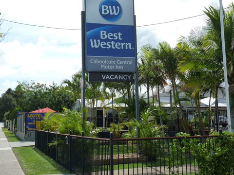 Caboolture Central Motor Inn, SureStay Collection By BW - Holiday Adelaide 0