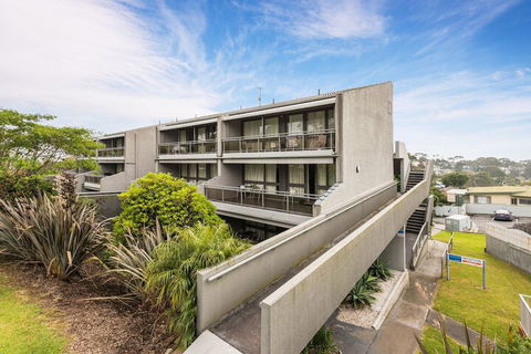 Horizon Apartments Narooma - Holiday Adelaide 4