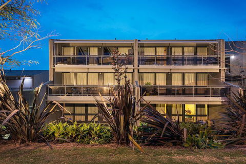 Horizon Apartments Narooma - Holiday Adelaide 2