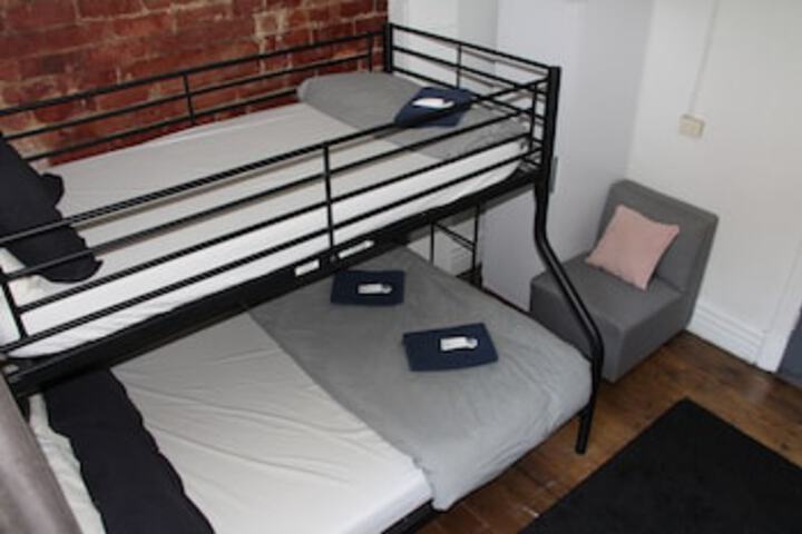 Melbourne VIC Holiday Adelaide