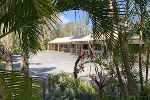 Tin Can Bay Motel - Holiday Adelaide 0