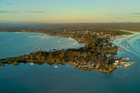 Tin Can Bay Motel - Holiday Adelaide 2