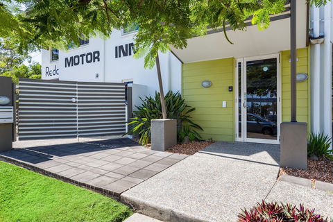 Redcliffe Motor Inn - Holiday Adelaide 1