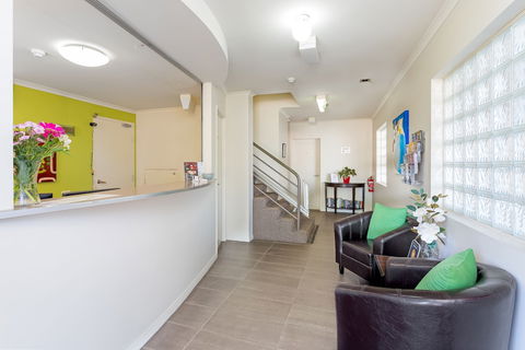 Redcliffe Motor Inn - Holiday Adelaide 0