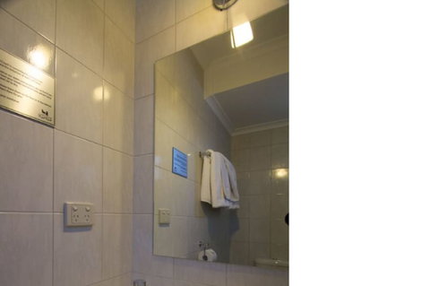 Adelaide Royal Coach - Holiday Adelaide 4